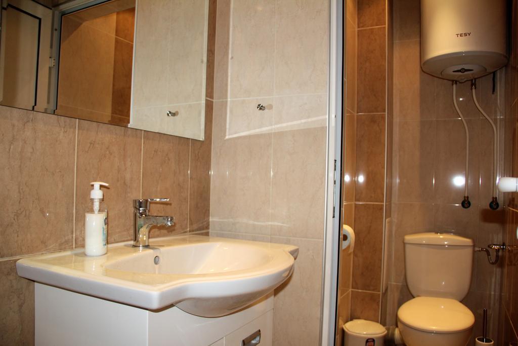 Diva Apartment Varna Exteriör bild