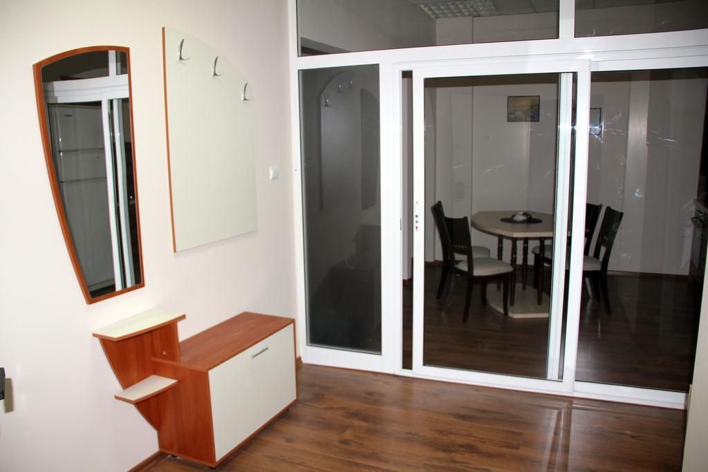 Diva Apartment Varna Exteriör bild